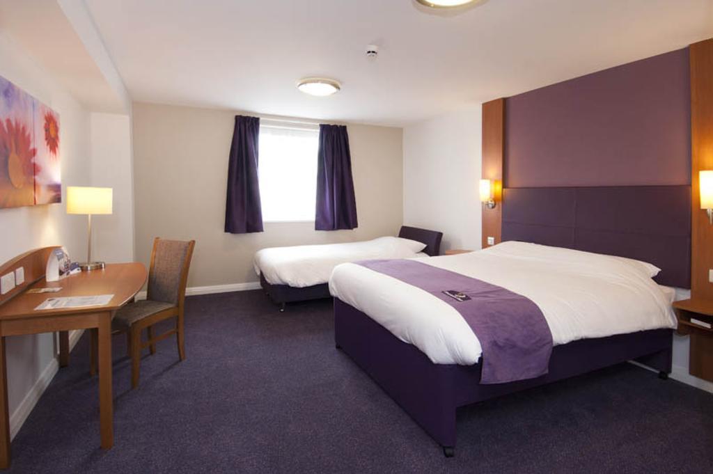 Premier Inn Dundee West חדר תמונה