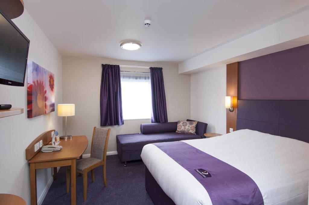 Premier Inn Dundee West מראה חיצוני תמונה